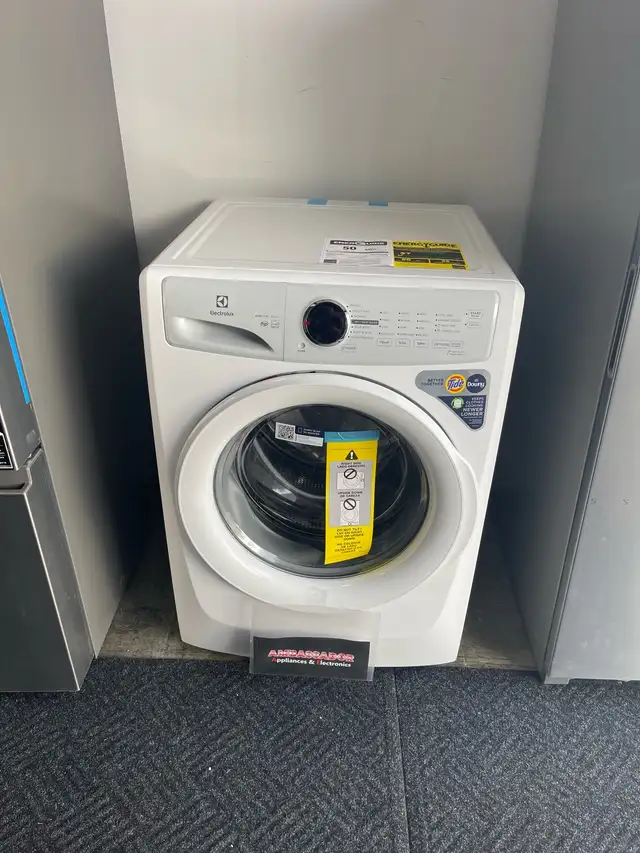 NEW 27" Electrolux Front Load Washer (Stackable) 5.1 Cu.Ft