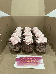 Oakville cakes , custom cakes and desserts for any occasion - Photo 6