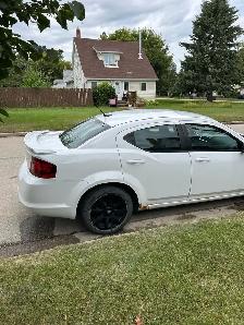 Dodge Avenger - Photo 3