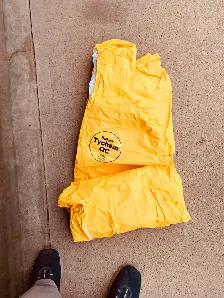 RAIN GEAR FOR SALEAS PICTUREDBIB PANTS- JACKET - APRON- AND FU - Photo 5