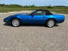 1992 Corvette LT1 - CONVERTIBLE  - VERY - VERY - LOW KM