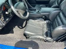 1992 Corvette LT1 - CONVERTIBLE  - VERY - VERY - LOW KM - Photo 3