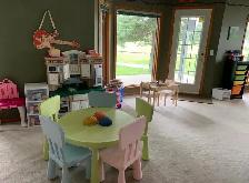 Dayhome in SE APPROVED - Photo 3