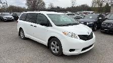 2016 Toyota Sienna LE - Photo 7