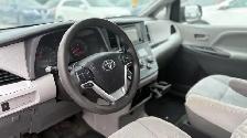 2016 Toyota Sienna LE - Photo 11