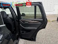2018 BMW X3 PREMIUM PKG | PANO | AMBIENT LIGHTING | LOADED - Photo 34
