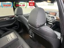 2018 BMW X3 PREMIUM PKG | PANO | AMBIENT LIGHTING | LOADED - Photo 36