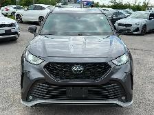 2021 Toyota Highlander XSE 7 Passengers - Photo 2