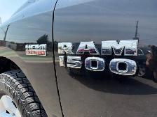 2017 Ram 1500 4WD Crew Cab 140.5' ST - Photo 32