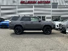 2014 Toyota 4Runner SR5 4X4/NAVIGATION/BACK UP CAMERA/SUNROOF/7 - Photo 4