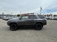 2014 Toyota 4Runner SR5 4X4/NAVIGATION/BACK UP CAMERA/SUNROOF/7 - Photo 12