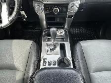 2014 Toyota 4Runner SR5 4X4/NAVIGATION/BACK UP CAMERA/SUNROOF/7 - Photo 32