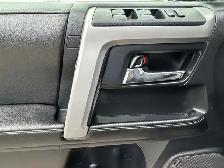 2014 Toyota 4Runner SR5 4X4/NAVIGATION/BACK UP CAMERA/SUNROOF/7 - Photo 33