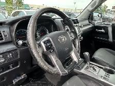 2014 Toyota 4Runner SR5 4X4/NAVIGATION/BACK UP CAMERA/SUNROOF/7 - Photo 36
