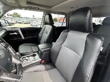2014 Toyota 4Runner SR5 4X4/NAVIGATION/BACK UP CAMERA/SUNROOF/7 - Photo 38
