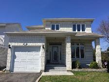 1 Large Basement Rooms - Blossom Park - Bank/Huntclub