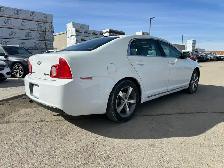 2009 Chevrolet Malibu Hybrid | Fuel Efficient, Sun Roof - Photo 4