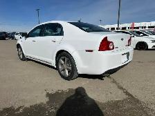 2009 Chevrolet Malibu Hybrid | Fuel Efficient, Sun Roof - Photo 6