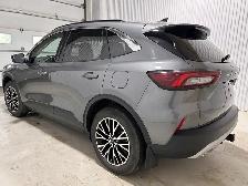 Ford Escape PHEV TA 2023 à vendre - Photo 8