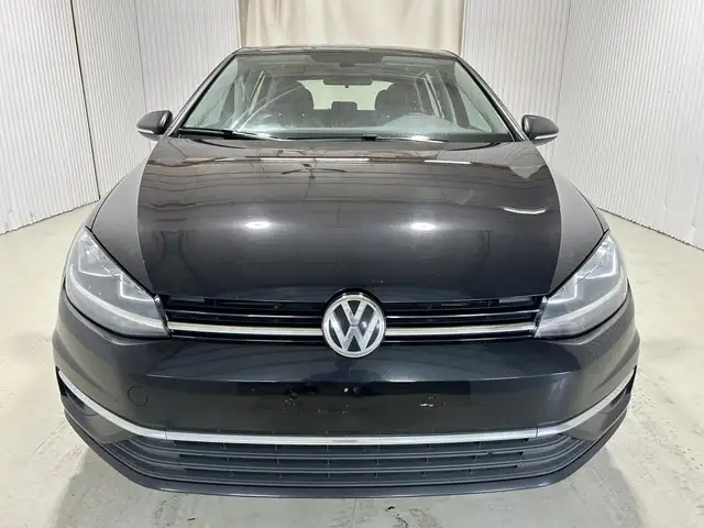 Volkswagen Golf Comfortline 5 portes avec boîte automatique 2021