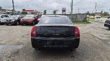 2010 Chrysler 300 LIMITED, ONLY 150KMS, V6, AS IS SPECIAL - Photo 4