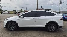 2018 Tesla Model X 75D - Photo 2