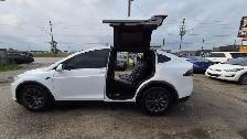 2018 Tesla Model X 75D - Photo 9