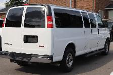 2022 GMC Savana RWD 3500 155' LT 15 Passenger - Photo 6