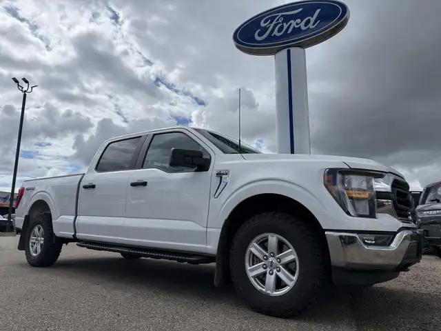 2023 Ford F-150 XLT / 5.0L V8! / 6.5FT BOX! / FORDPASS CONNECT!