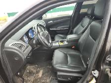 2013 Chrysler 300 - Photo 25