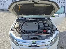 2011 Ford Fusion Hybrid - Photo 9