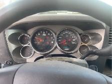 2011 Chevrolet Silverado 2500HD w/ Head Curtain Airbags - Photo 11