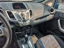 2013 Ford Fiesta - Photo 12