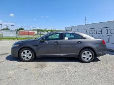 2014 Ford Taurus - Photo 8