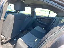 2014 Ford Taurus - Photo 14