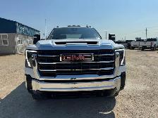 2024 GMC Sierra 2500HD - Photo 2