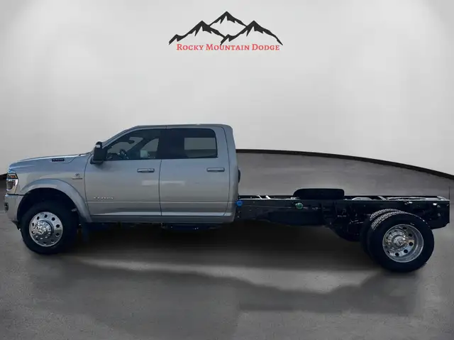 2026 RAM 5500 CREWCAB LARAMIE CHASSIS