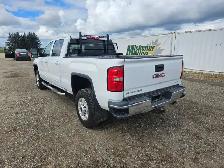 2017 GMC Sierra 2500HD - Photo 19