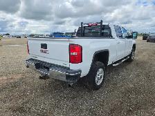2017 GMC Sierra 2500HD - Photo 22