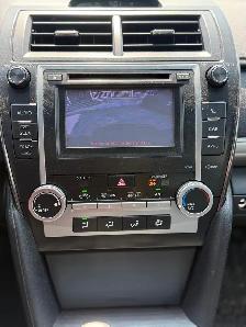 2013 Toyota Camry SE Sedan Auto LOW KM IN CANADA - Photo 18