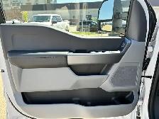 2026 Ford Super Duty F-350 SRW XLT | 613A | 4X4 | Crew Cab 176 - Photo 5