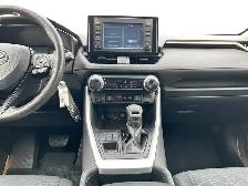2022 Toyota RAV4 LE / AWD - Photo 13