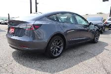 2023 Tesla Model 3 - Photo 7