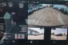 2023 Tesla Model 3 - Photo 13