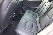 2023 Tesla Model 3 - Photo 17