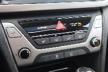 2018 Hyundai Elantra - Photo 15