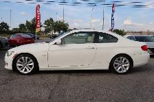 2011 BMW 3-Series - Photo 4