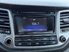 2017 Hyundai Tucson AWD 4dr 2.0L SE - Photo 12