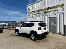 2016 Jeep Renegade Latitude AWD Command Start | Heated Seats - Photo 7
