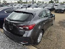 2017 Mazda Mazda3 - Photo 5
